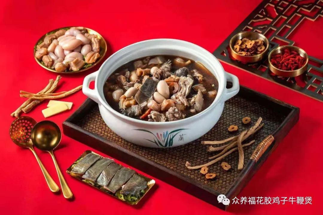 招牌花胶老鸡牛鞭鸡子煲